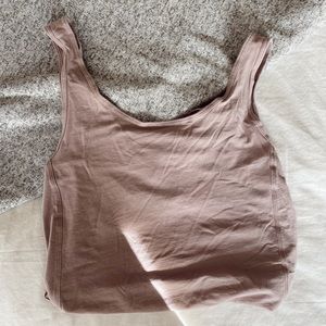Lululemon wrap around tank. Size 6